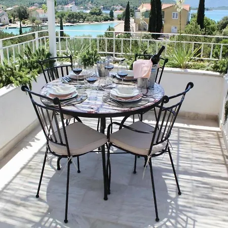 Villa Vera *